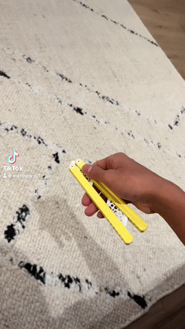 Butterfly Knife Tricks: Cheese short stop tutorial